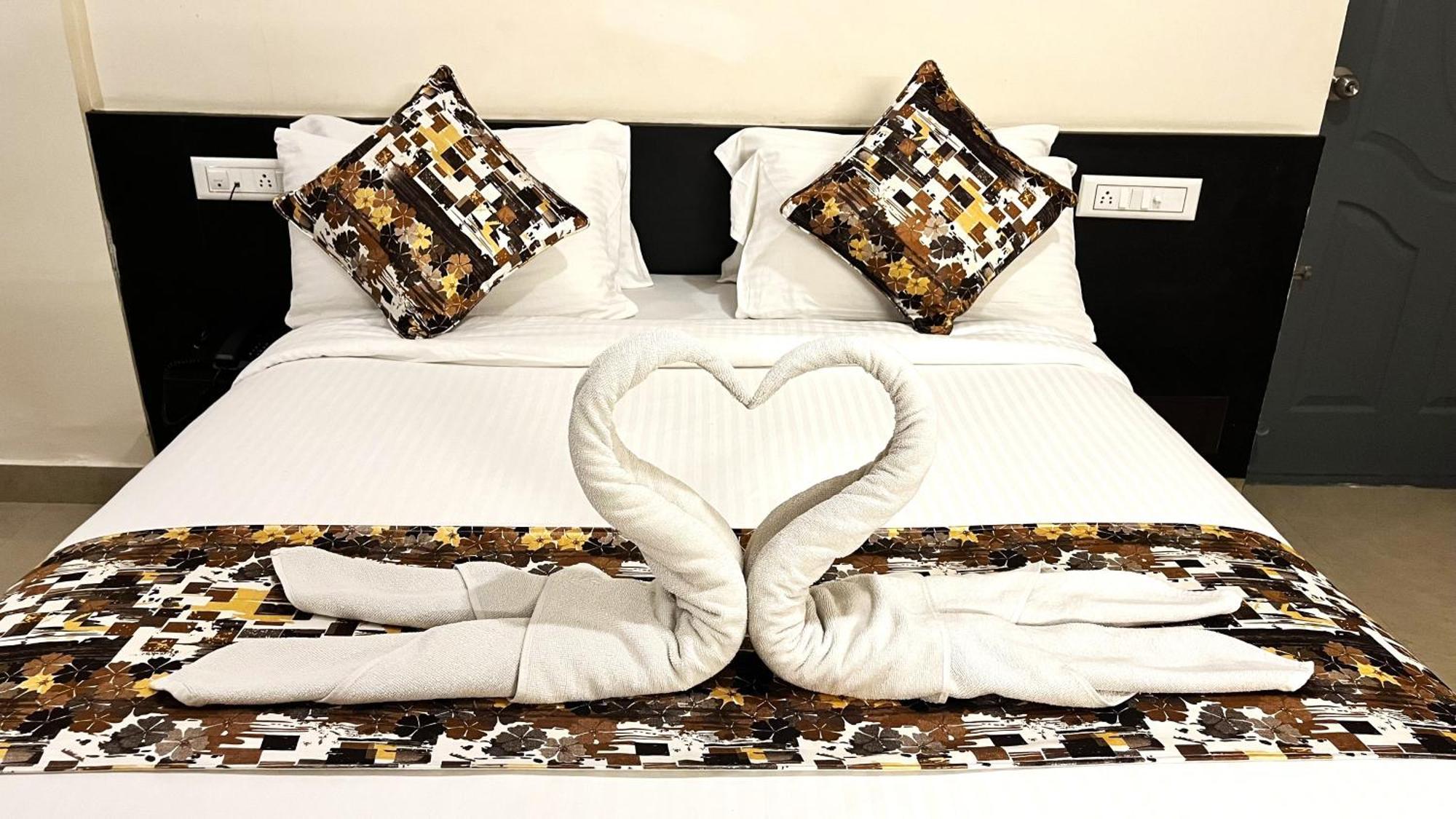 Athasri Hotel Hsr Layout Bangalore Exterior photo