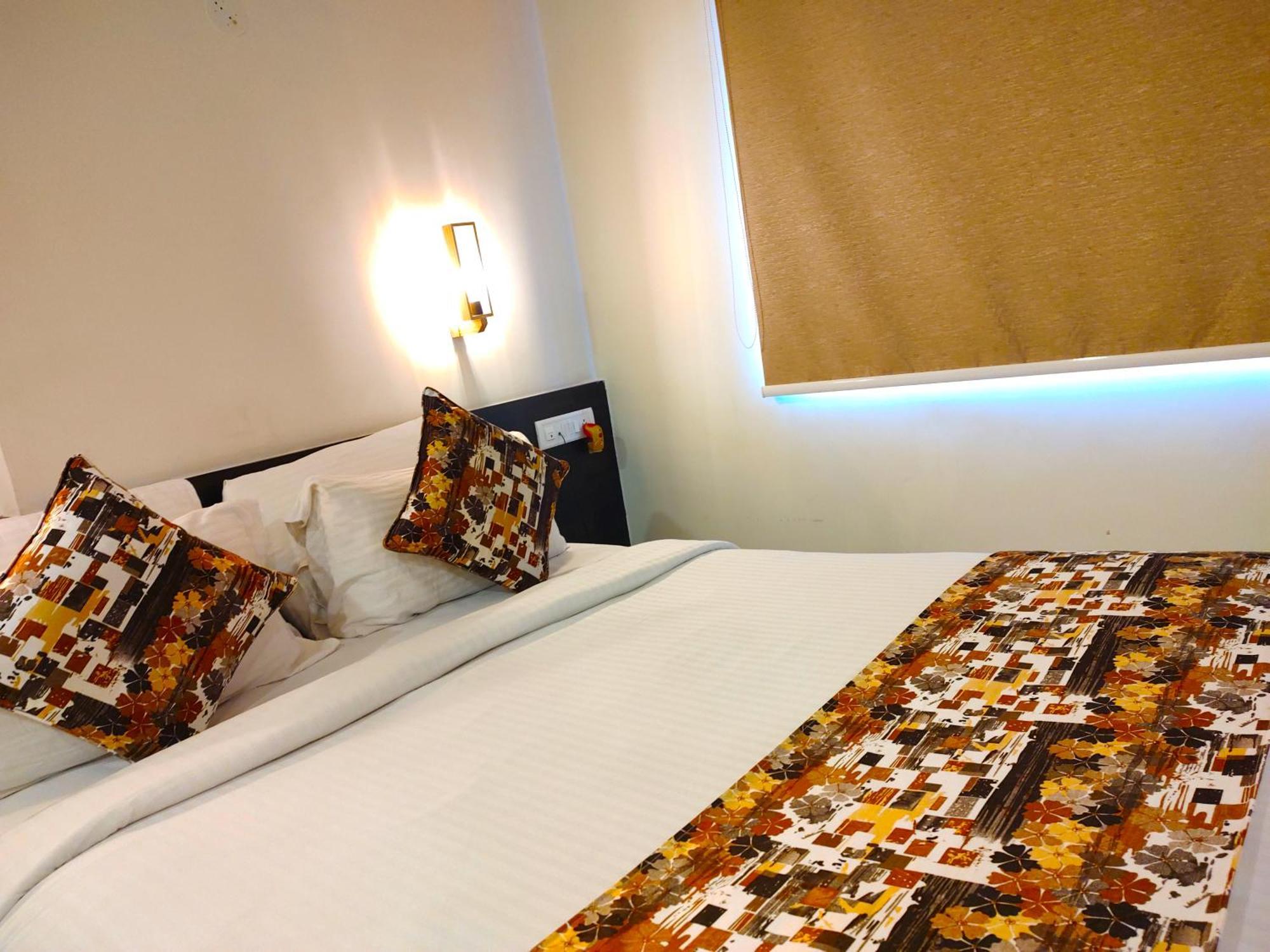Athasri Hotel Hsr Layout Bangalore Exterior photo